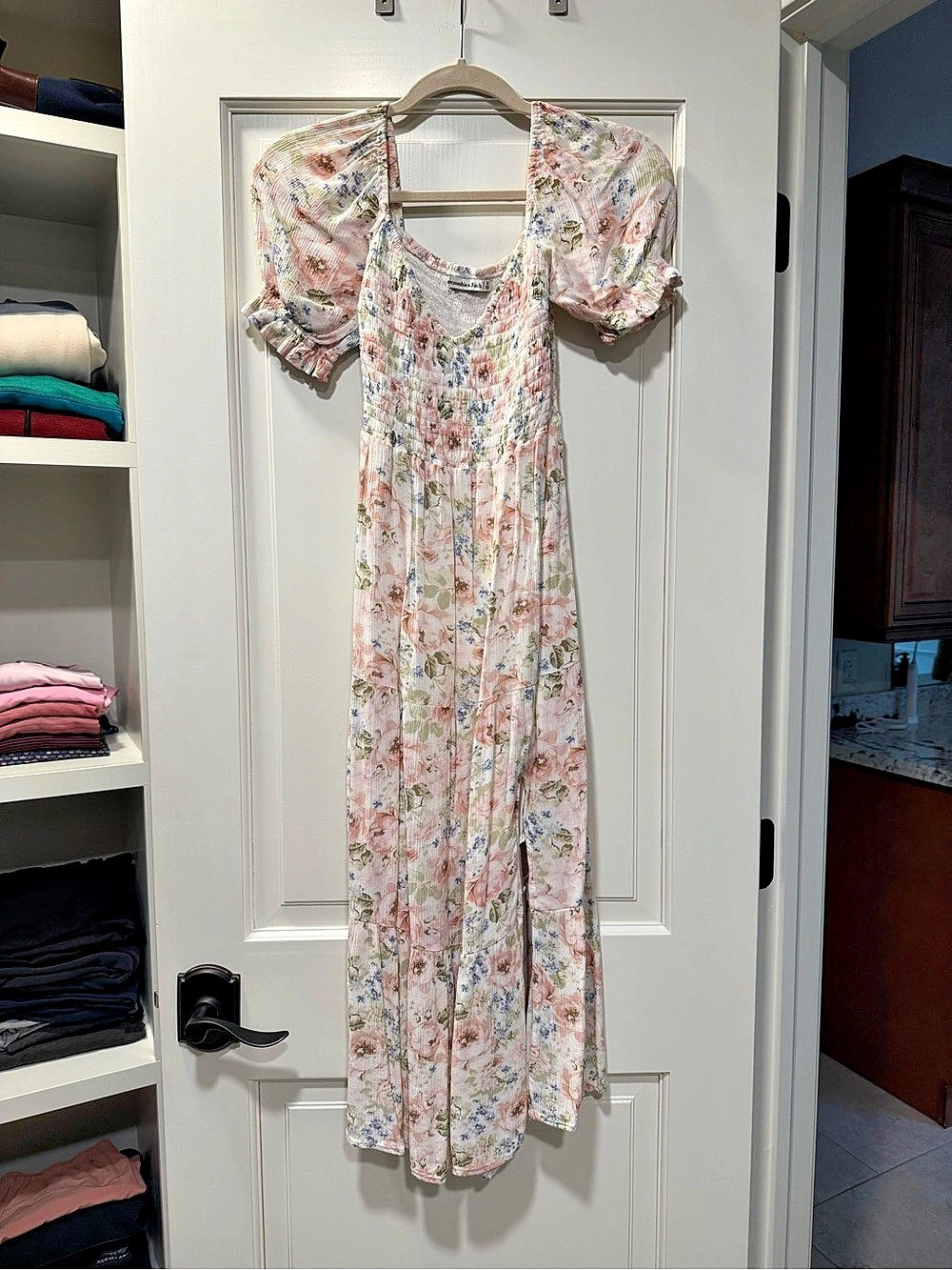 A&F Puff Sleeve Midi Floral Dress